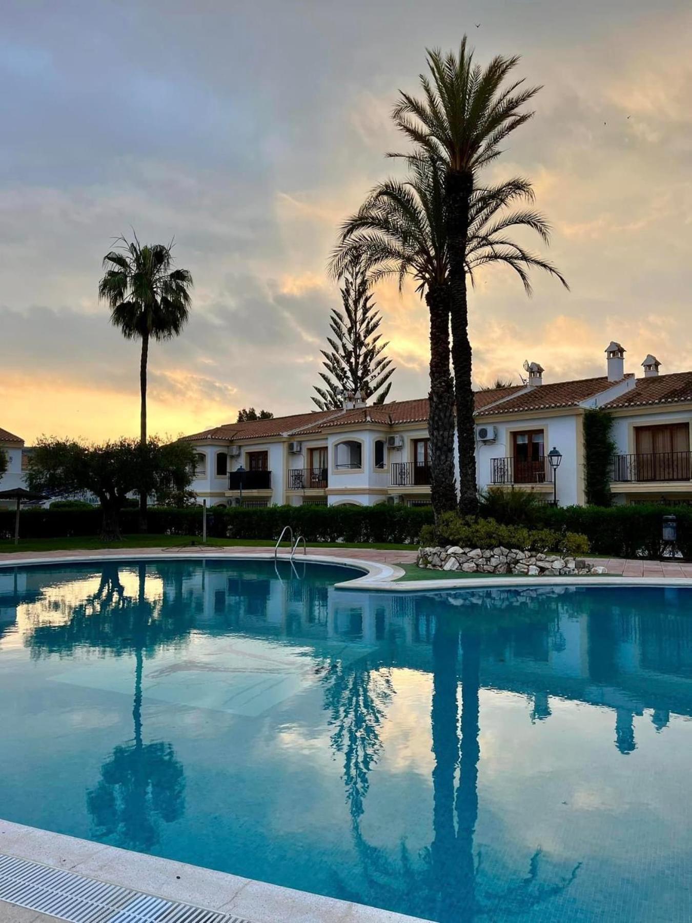 Apartamento Esquina Verde En Vera Coast Playas de Vera Bagian luar foto
